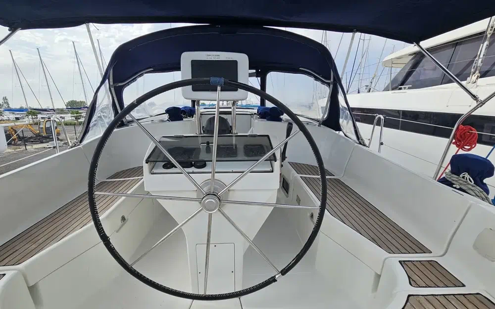 slider 2 Beneteau Oceanis 411 Clipper