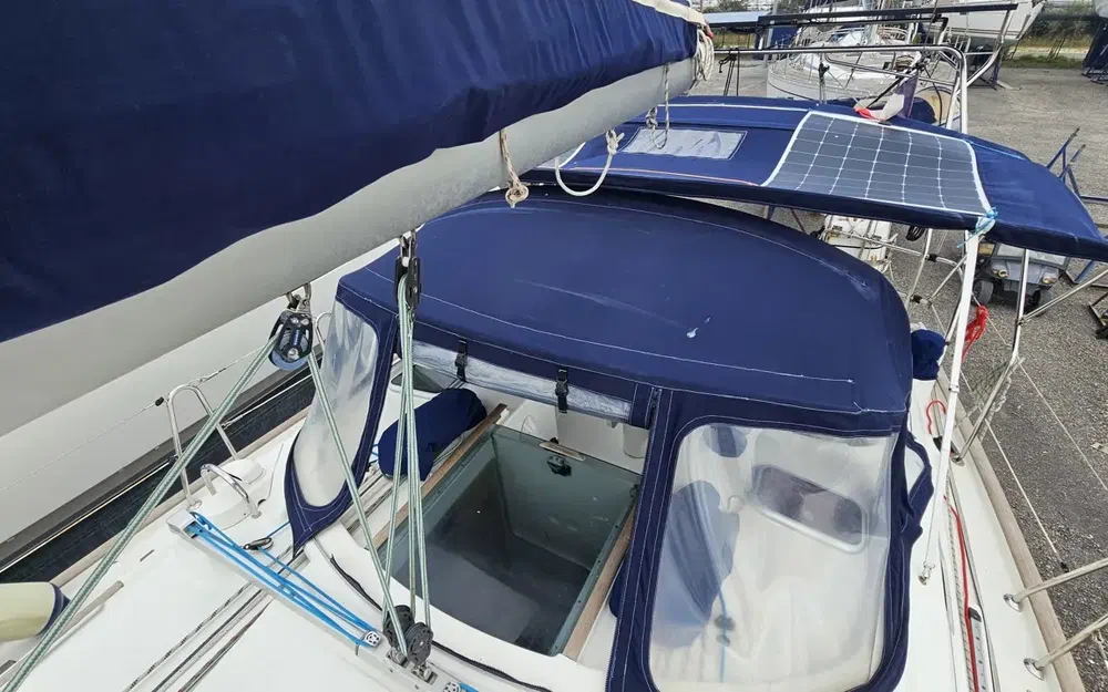 slider 6 Beneteau Oceanis 411 Clipper