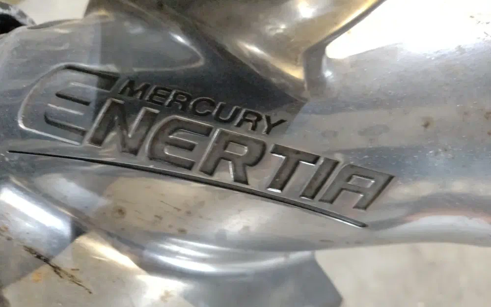 slider 2 MERCURY Verado L6 250 XXL