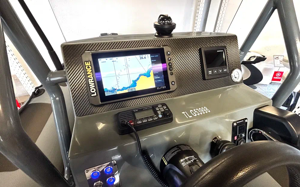 slider 16 Highfield Patrol 540