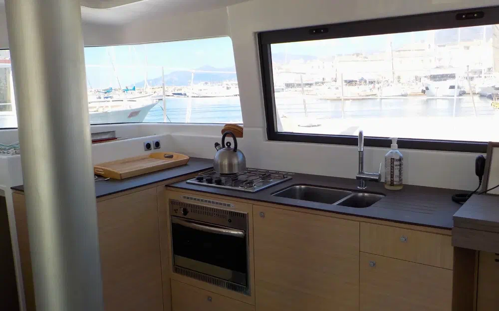 slider 4 Bali Catamarans Bali 4.0