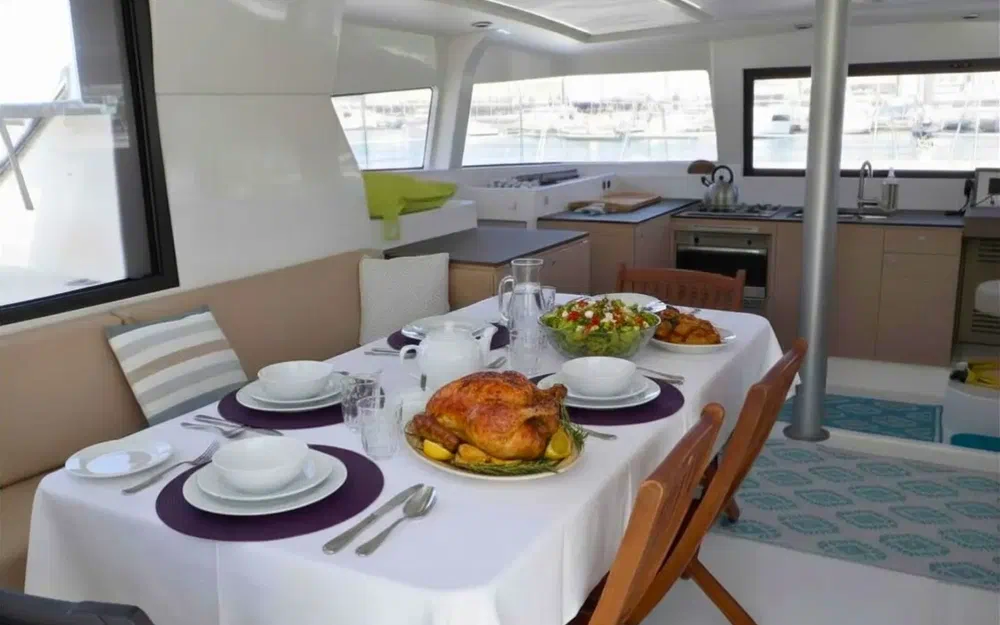 slider 5 Bali Catamarans Bali 4.0