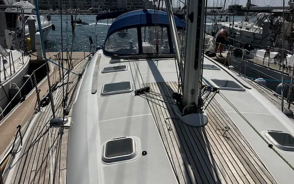 slider 11 Jeanneau Sun Odyssey 49