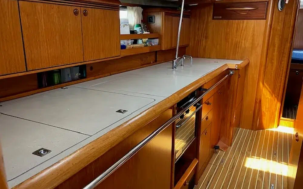 slider 15 Jeanneau Sun Odyssey 49
