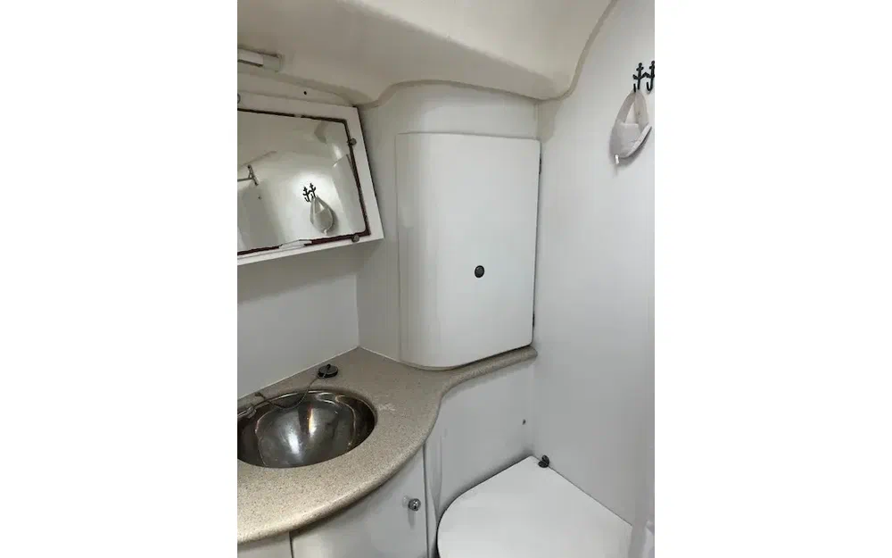 slider 18 Jeanneau Sun Odyssey 49