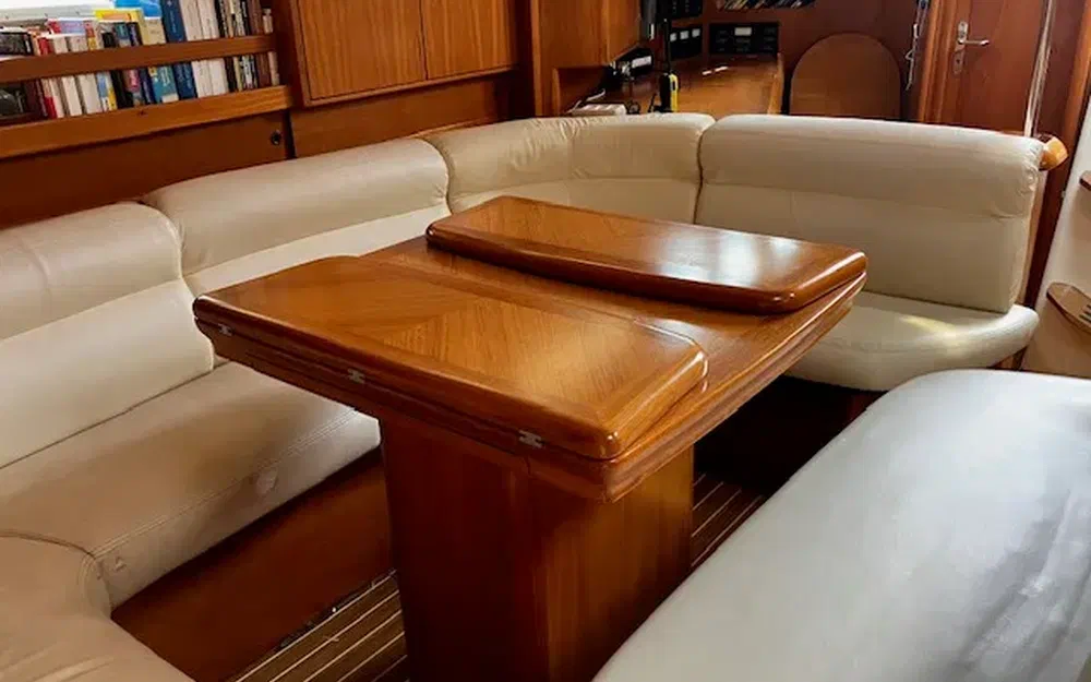 slider 20 Jeanneau Sun Odyssey 49