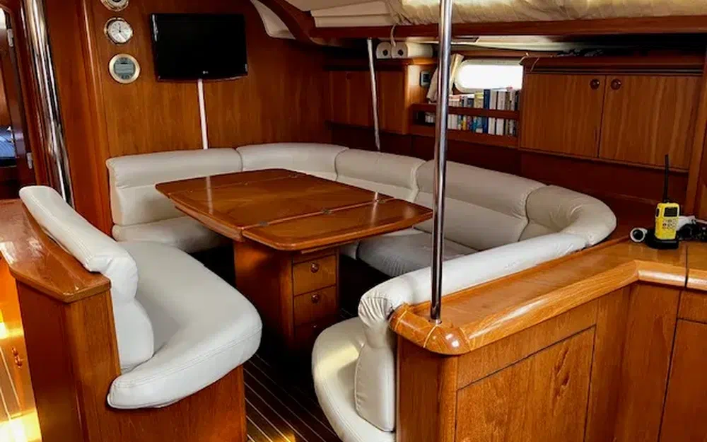 slider 21 Jeanneau Sun Odyssey 49