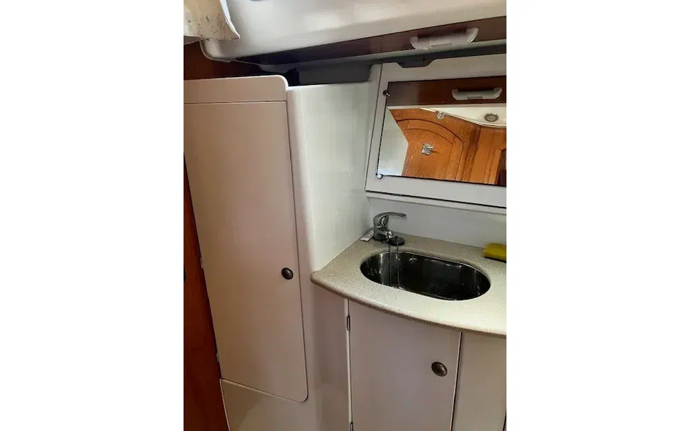 slider 27 Jeanneau Sun Odyssey 49