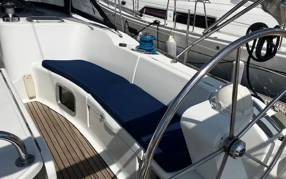 slider 3 Jeanneau Sun Odyssey 49