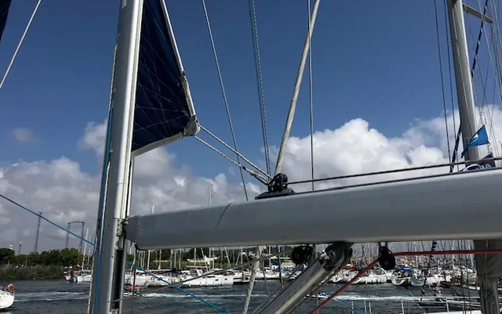 slider 7 Jeanneau Sun Odyssey 49