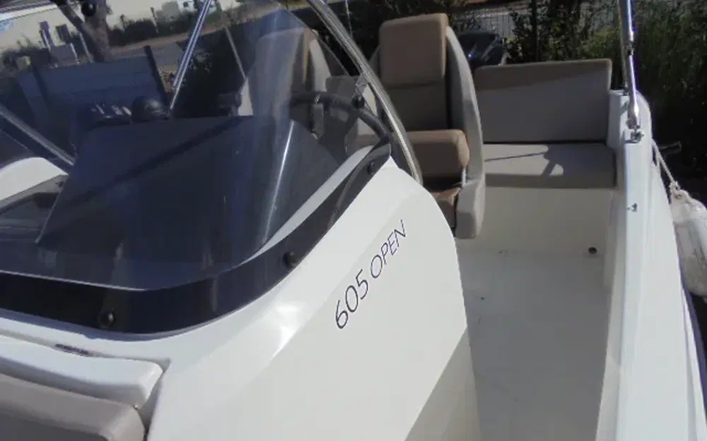 slider 8 Quicksilver Activ 605 Open