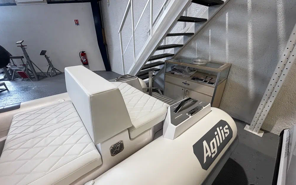 slider 9 Agilis 330 C
