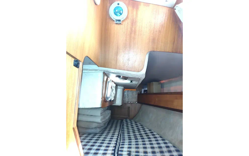 slider 61 Jeanneau Attalia