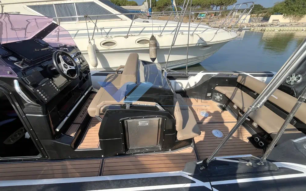slider 9 Brig Eagle 10