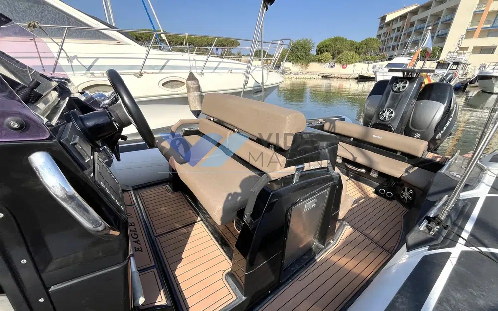 slider 14 Brig Eagle 10