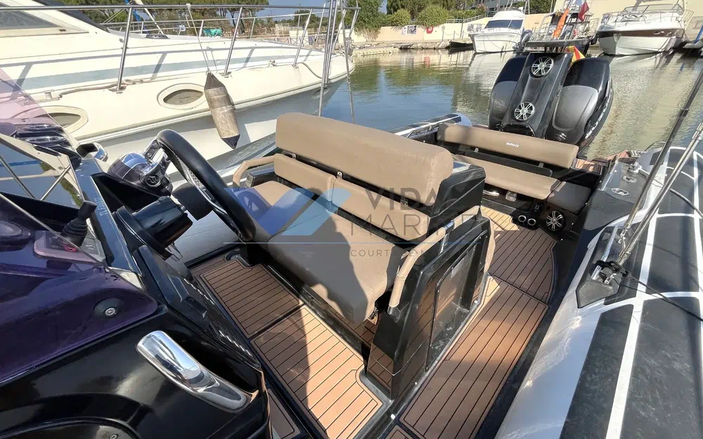 slider 8 Brig Eagle 10