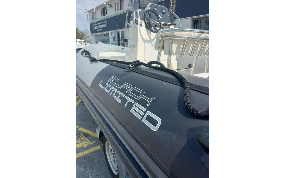 slider 2 Zodiac Pro Open 550