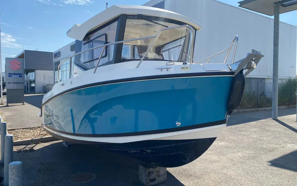slider 0 Quicksilver 625 pilothouse