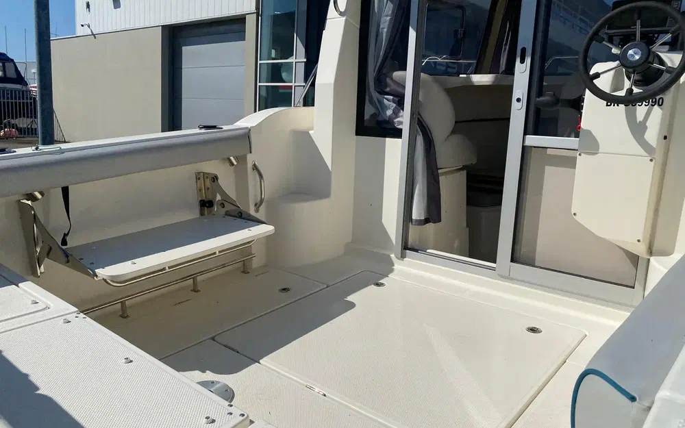 slider 14 Quicksilver 625 pilothouse