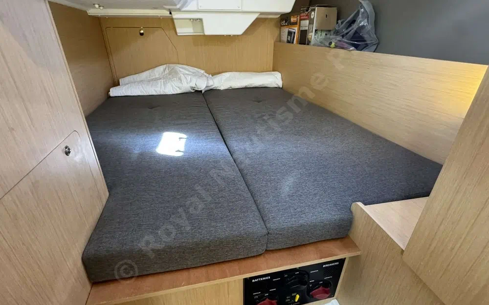 slider 14 Beneteau Oceanis 38