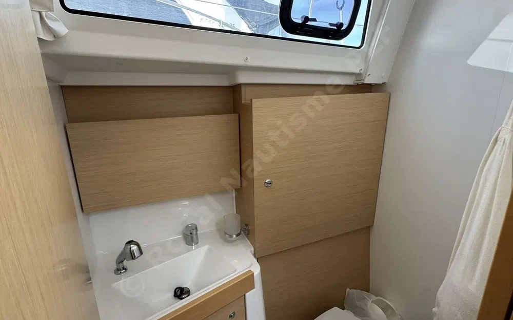 slider 16 Beneteau Oceanis 38