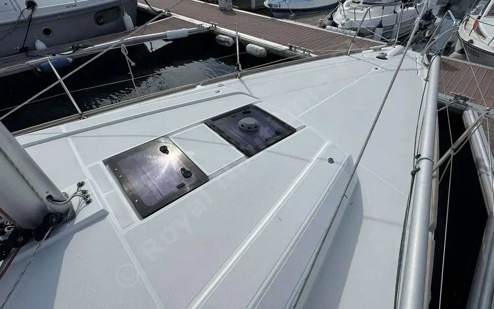 slider 6 Beneteau Oceanis 38