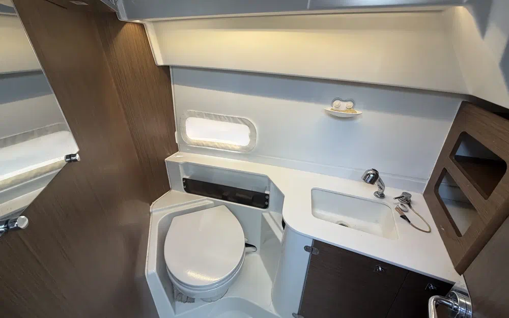 slider 12 Beneteau Antares 9 OB