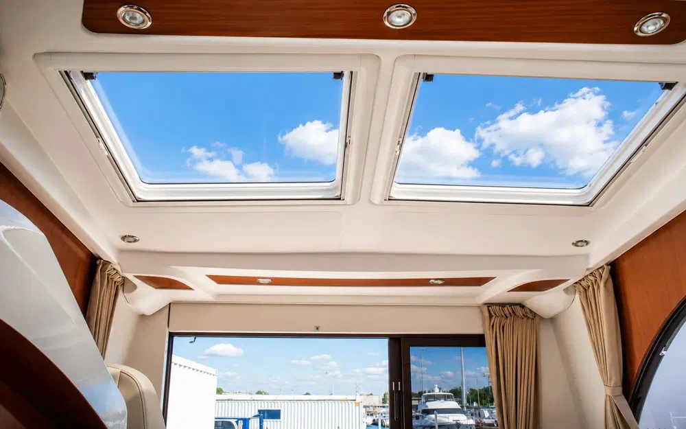 slider 10 Beneteau Antares 30