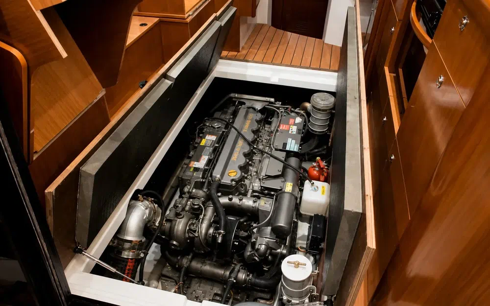 slider 11 Beneteau Antares 30