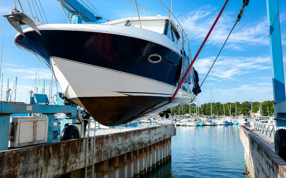 slider 12 Beneteau Antares 30
