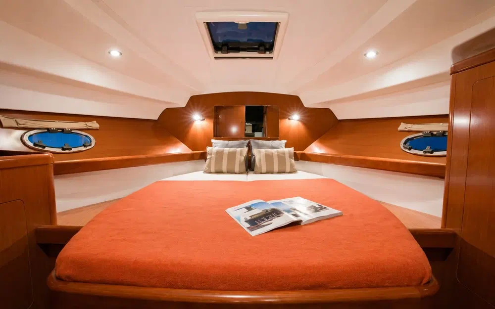 slider 3 Beneteau Antares 30