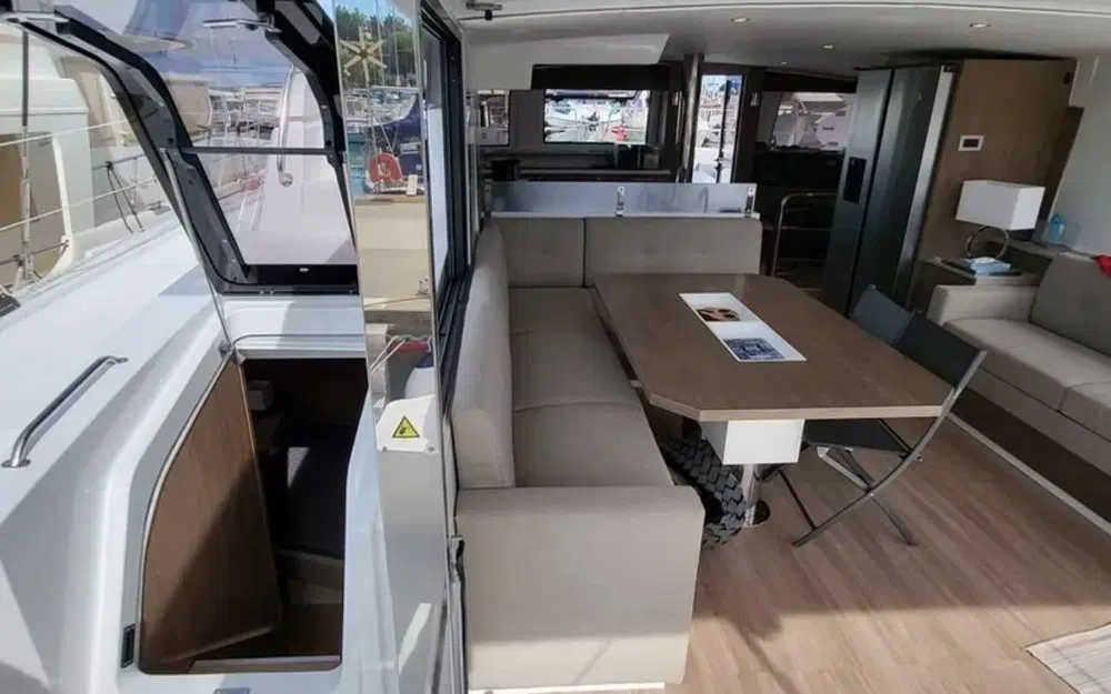 slider 6 Bali Catamarans Bali 4.6