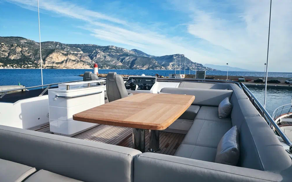 slider 32 Princess 68