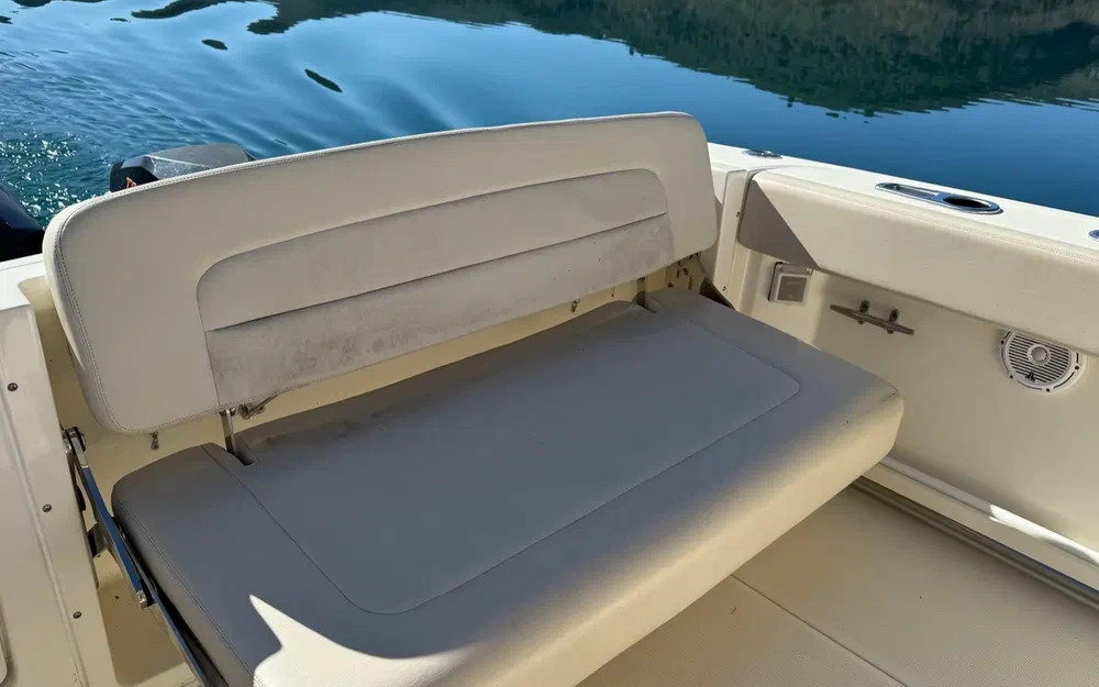 slider 25 Boston Whaler 270 Vantage