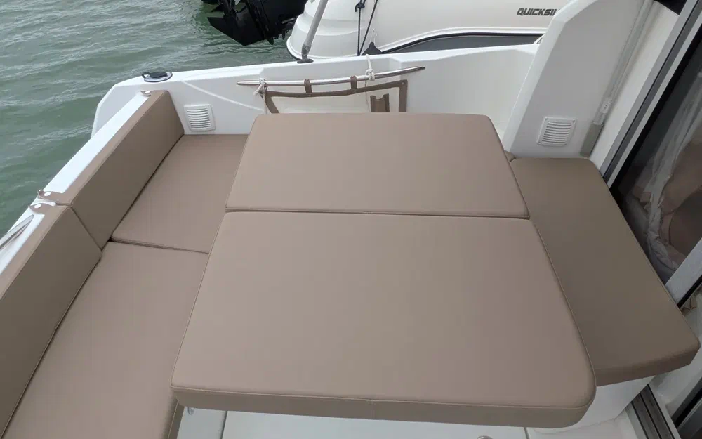 slider 5 Jeanneau Merry Fisher 755