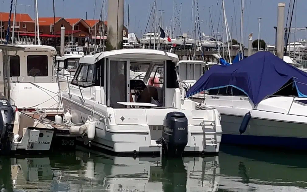 slider 11 Jeanneau Merry Fisher 755