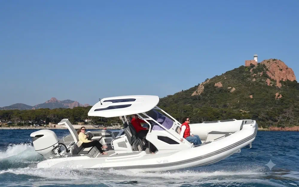 slider 2 Iron Boats GALA VIKING V8