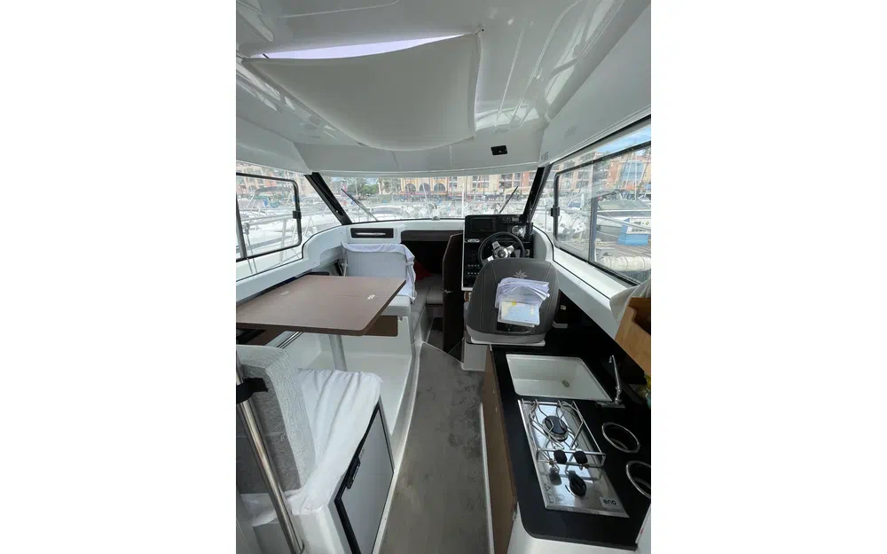 slider 2 Jeanneau Merry Fisher 695 Serie 2