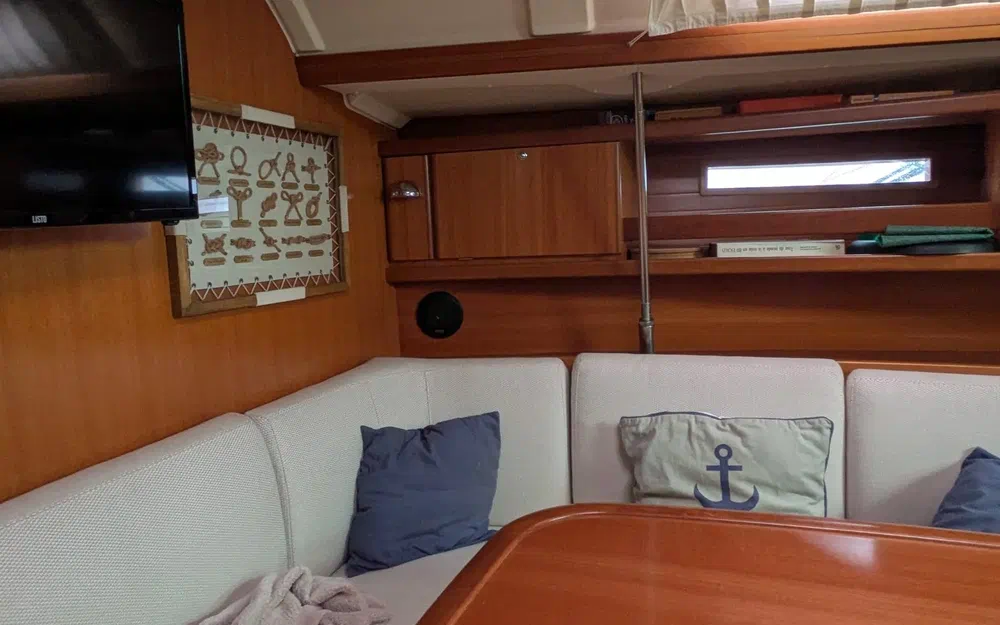 slider 11 Dufour 385 Grand Large