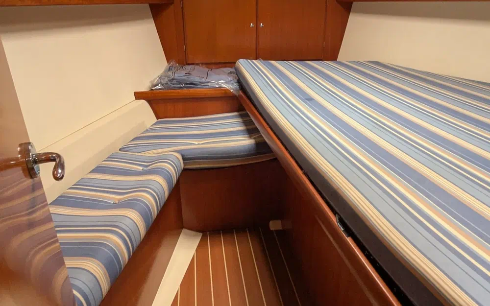 slider 10 Dufour 385 Grand Large