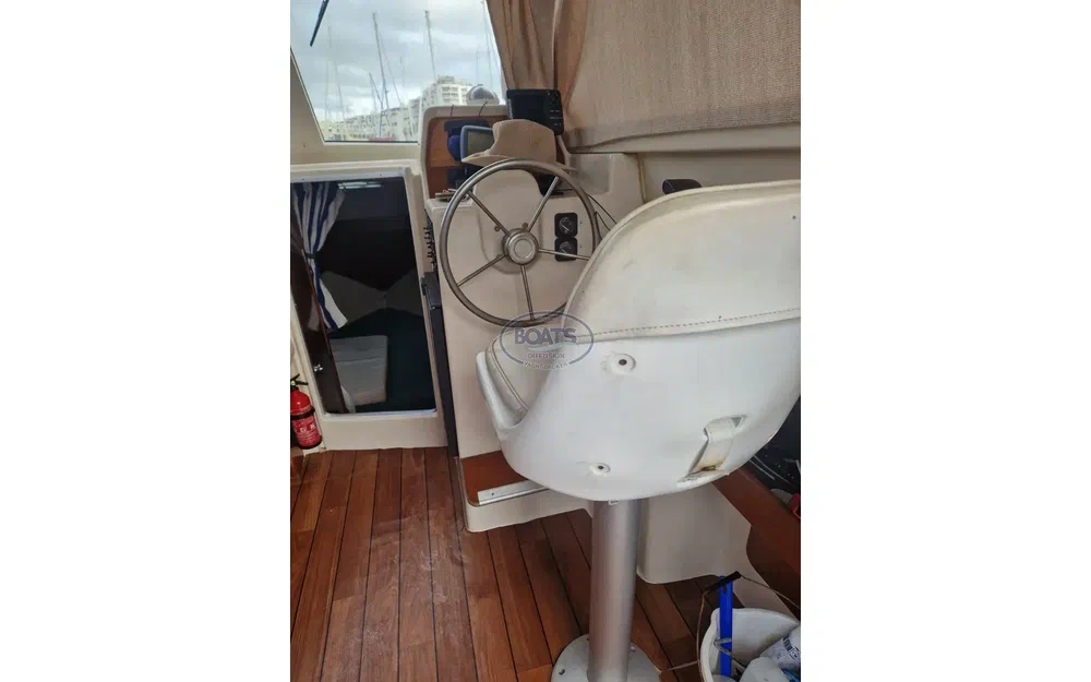 slider 5 Beneteau Antares Serie 8