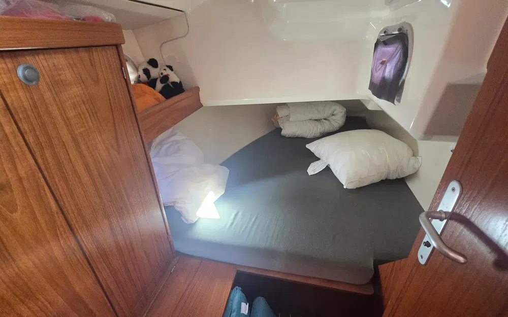 slider 25 Jeanneau Sun Odyssey 33