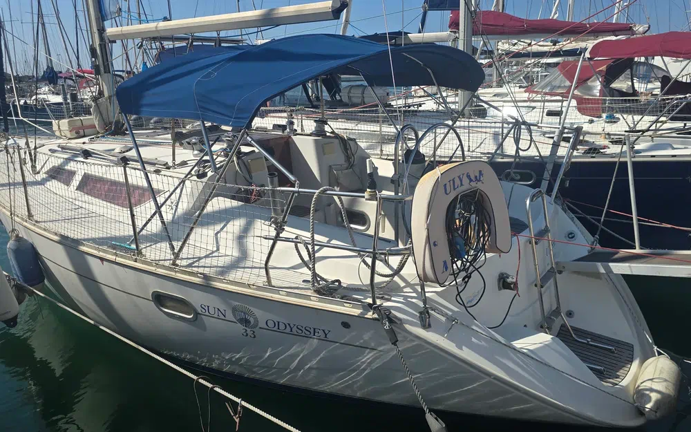 slider 1 Jeanneau Sun Odyssey 33