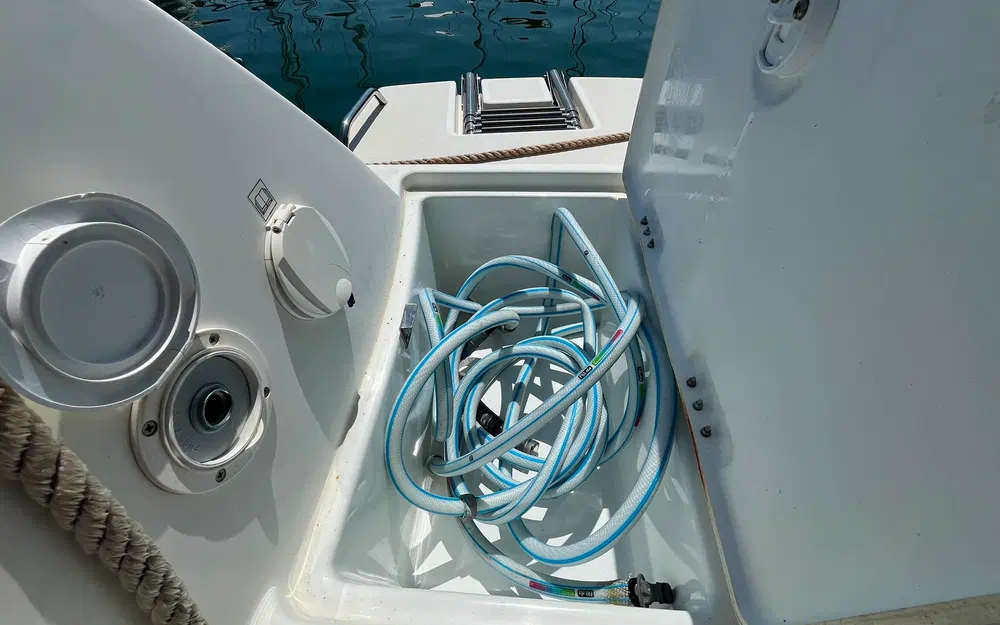 slider 39 Beneteau Antares 8 OB