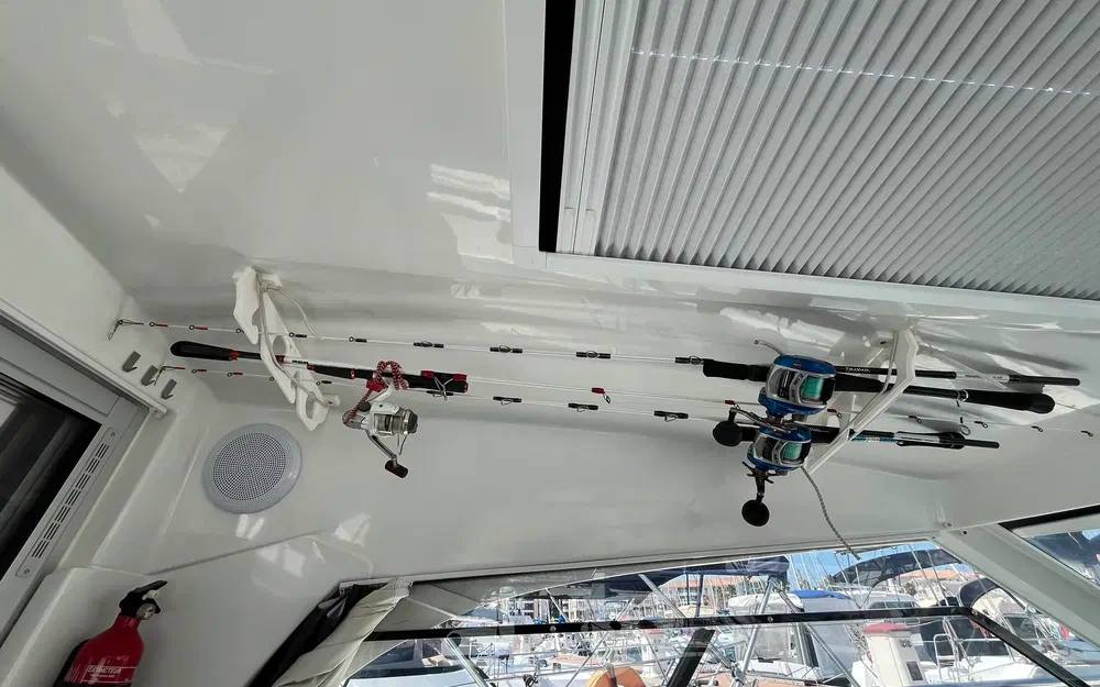 slider 5 Beneteau Antares 8 OB