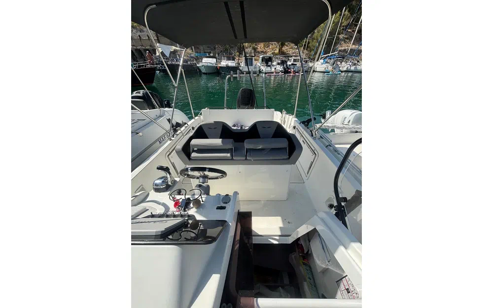 slider 4 Beneteau Flyer 8 SPACEdeck