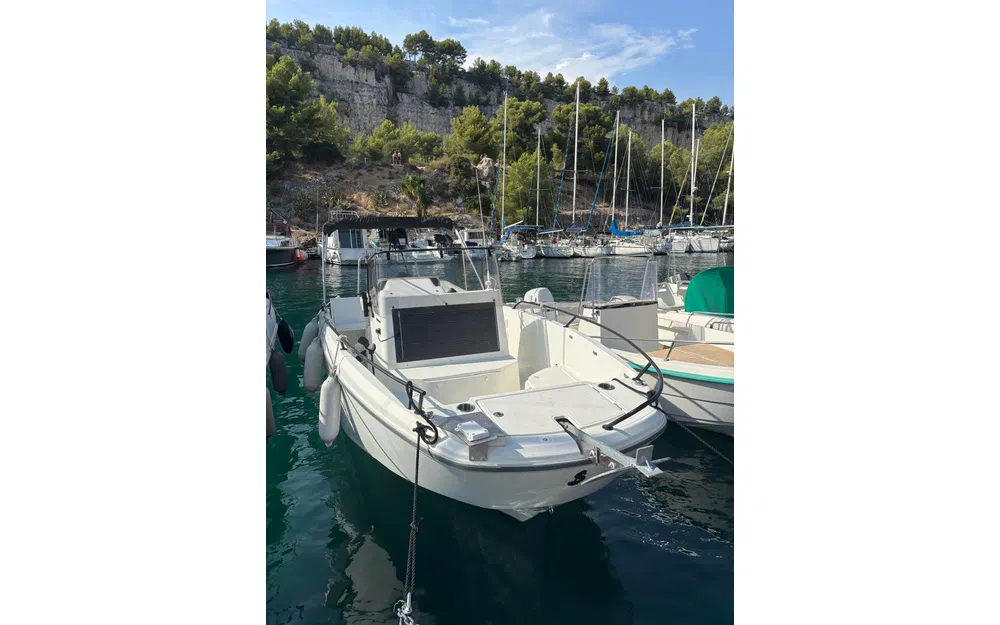 slider 19 Beneteau Flyer 8 SPACEdeck