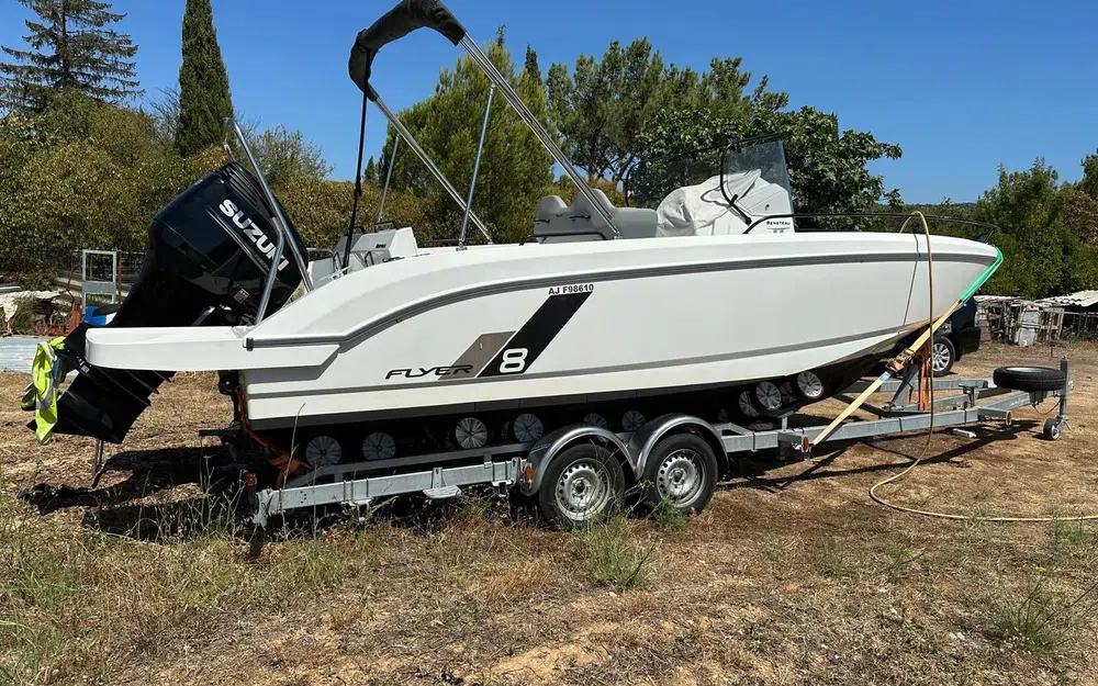 slider 0 Beneteau Flyer 8 SPACEdeck