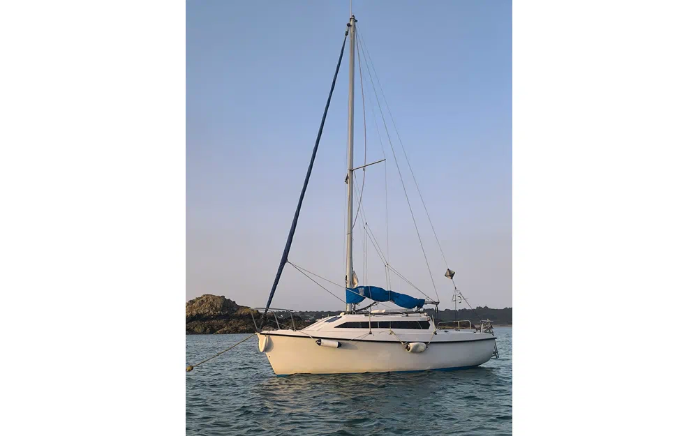 slider 2 Beneteau California 660 biquilles
