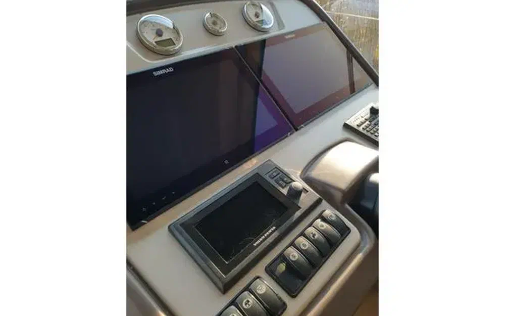 slider 16 Beneteau Monte Carlo 5 S